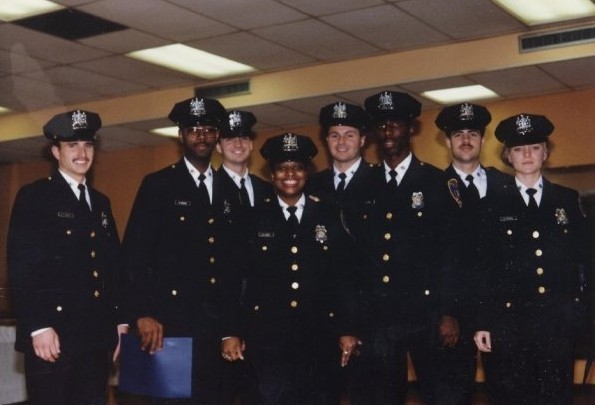 Det Edward Chaney 5th from left