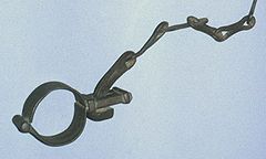 240px Cup lock shackle01 1999 august