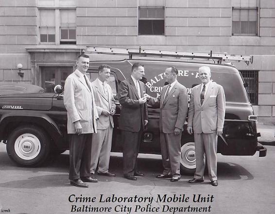 1957ford-crime-lab-truck1.jpg