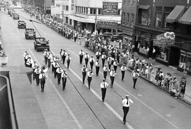 Parade Sept 1949